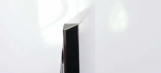 47LA790v-3