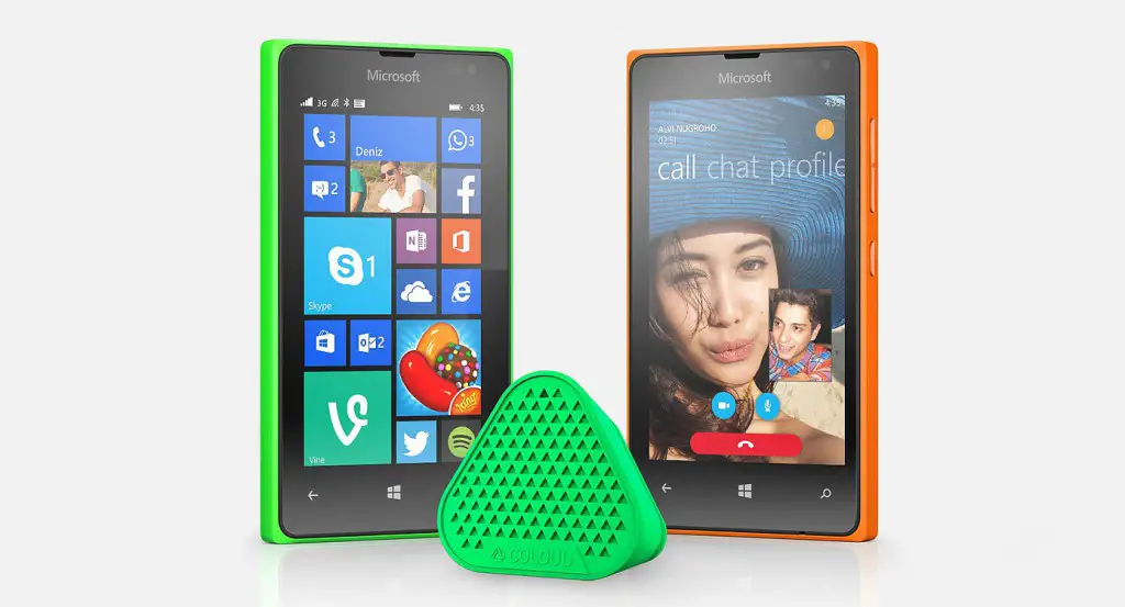 Lumia-435-beauty-2-