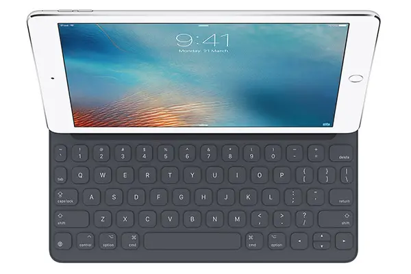 iPad-Pro-9_7-inch-with-Smart-Keyboard